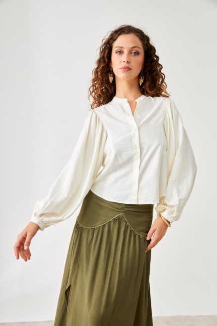 BLUSA CUELLO MAO CON MANGAS MURCIELAGO