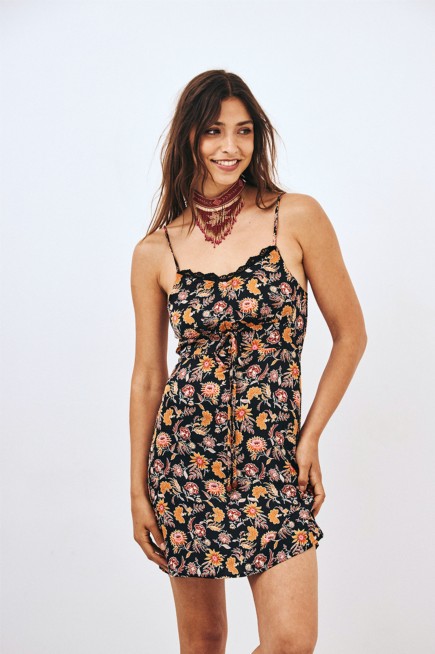 VESTIDO LENCERO FLORES