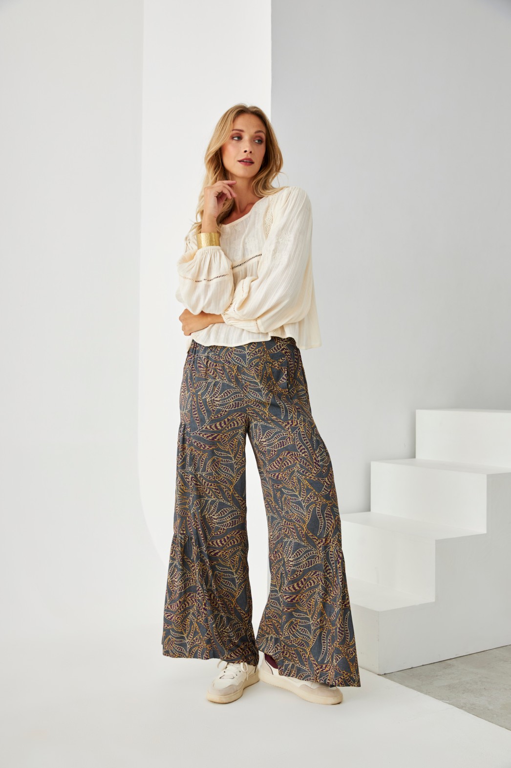 PANTALÓN ANCHO PLANTAS