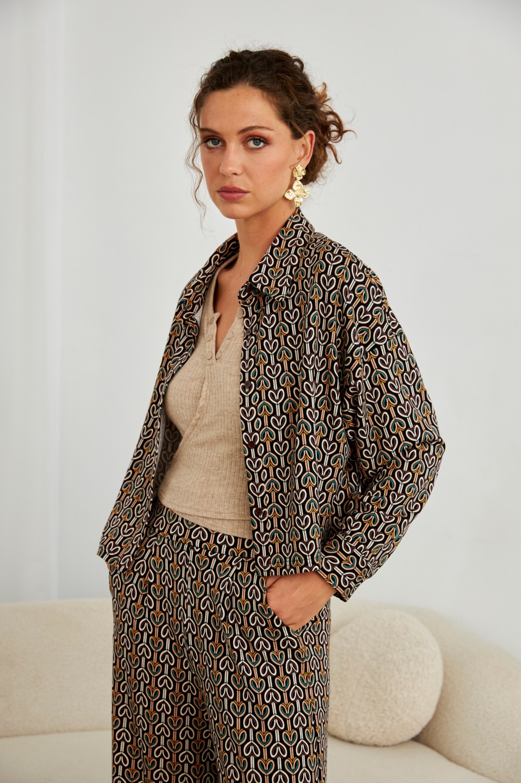 CHAQUETA CORTA DE PUNTO VISCOSA ESTAMPADA 1