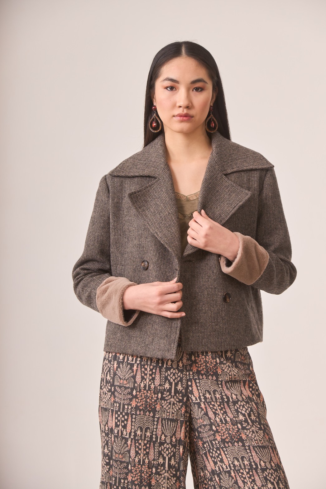 SHORT WOOL TWEED JACKET WITH FUR CUFFS