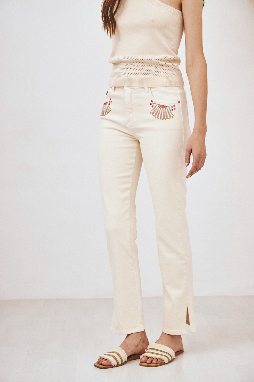 JEANS BOLSILLOS BORDADOS IVORY