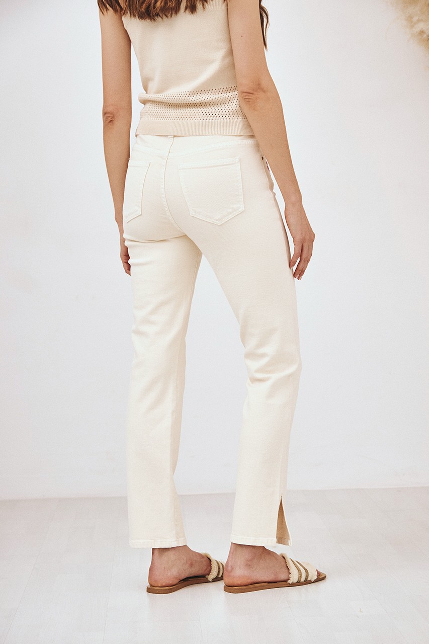 JEANS BOLSILLOS BORDADOS IVORY