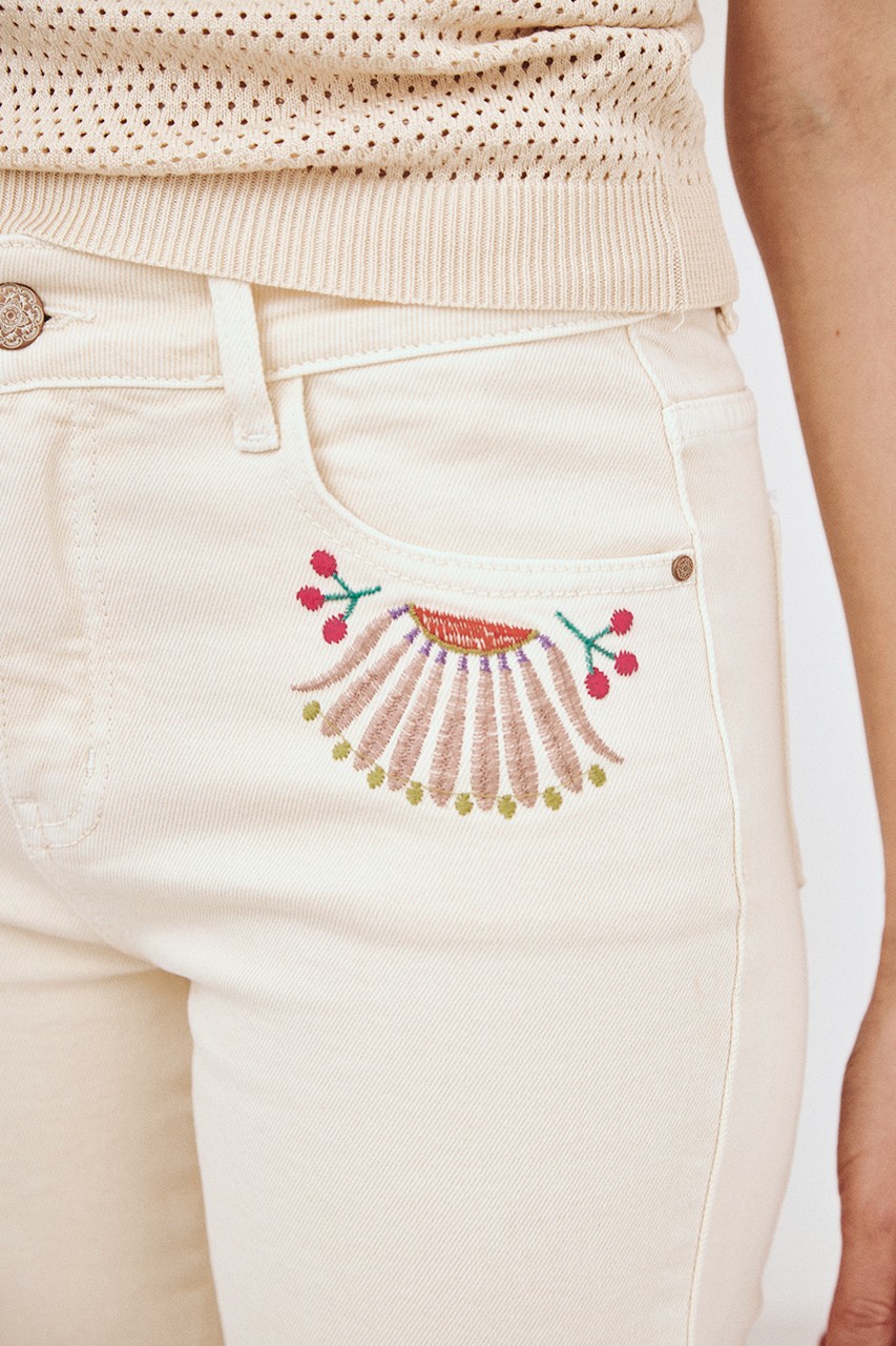 JEANS BOLSILLOS BORDADOS IVORY