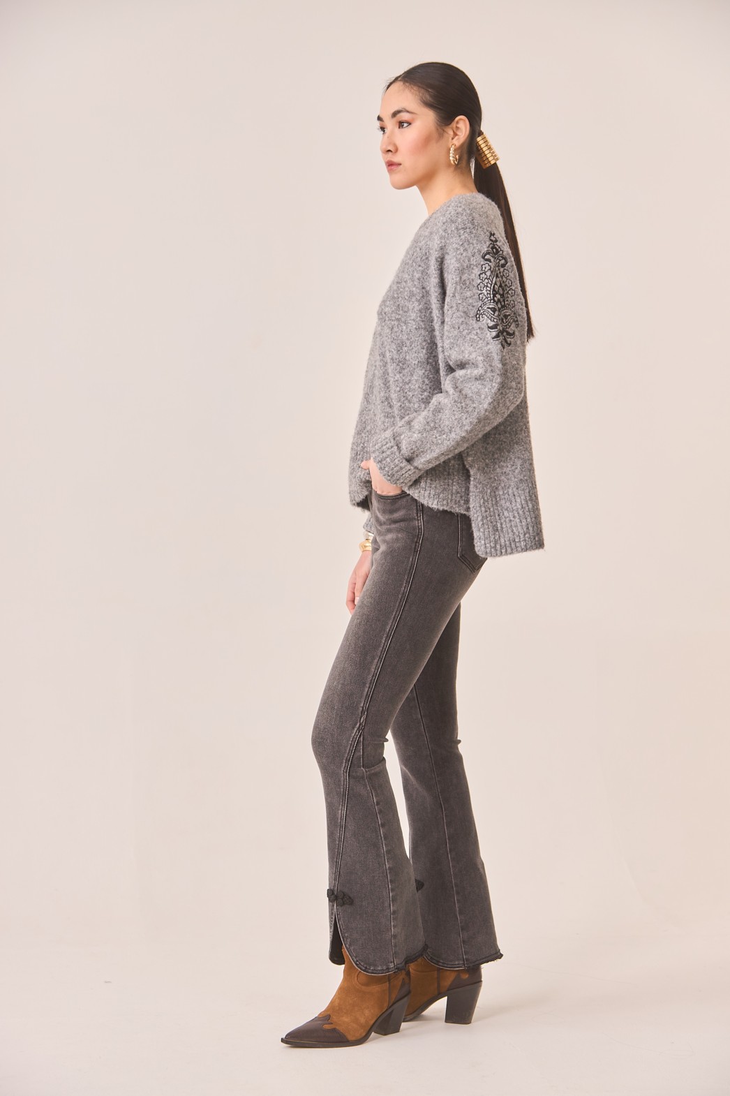 JERSEY WITH FILIGREE EMBROIDERY ON SLEEVES 3