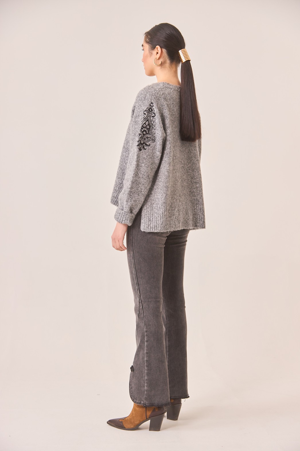 JERSEY WITH FILIGREE EMBROIDERY ON SLEEVES 2