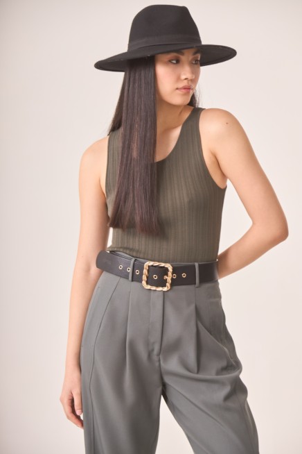 BASIC VISCOSE KNITTED SLEEVELESS TOP