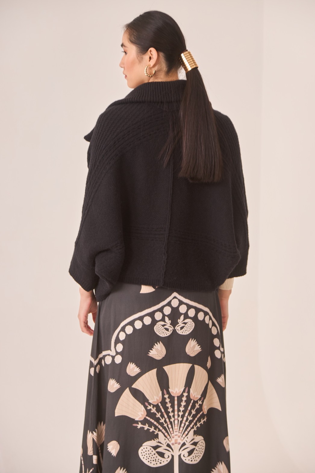 OVERSIZE CARDIGAN WITH TURN-DOWN COLLAR AND KIMONO SLEEVE 2