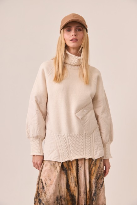 COMBINED KNITTED AND QUILTED TURTLENECK SWEATER