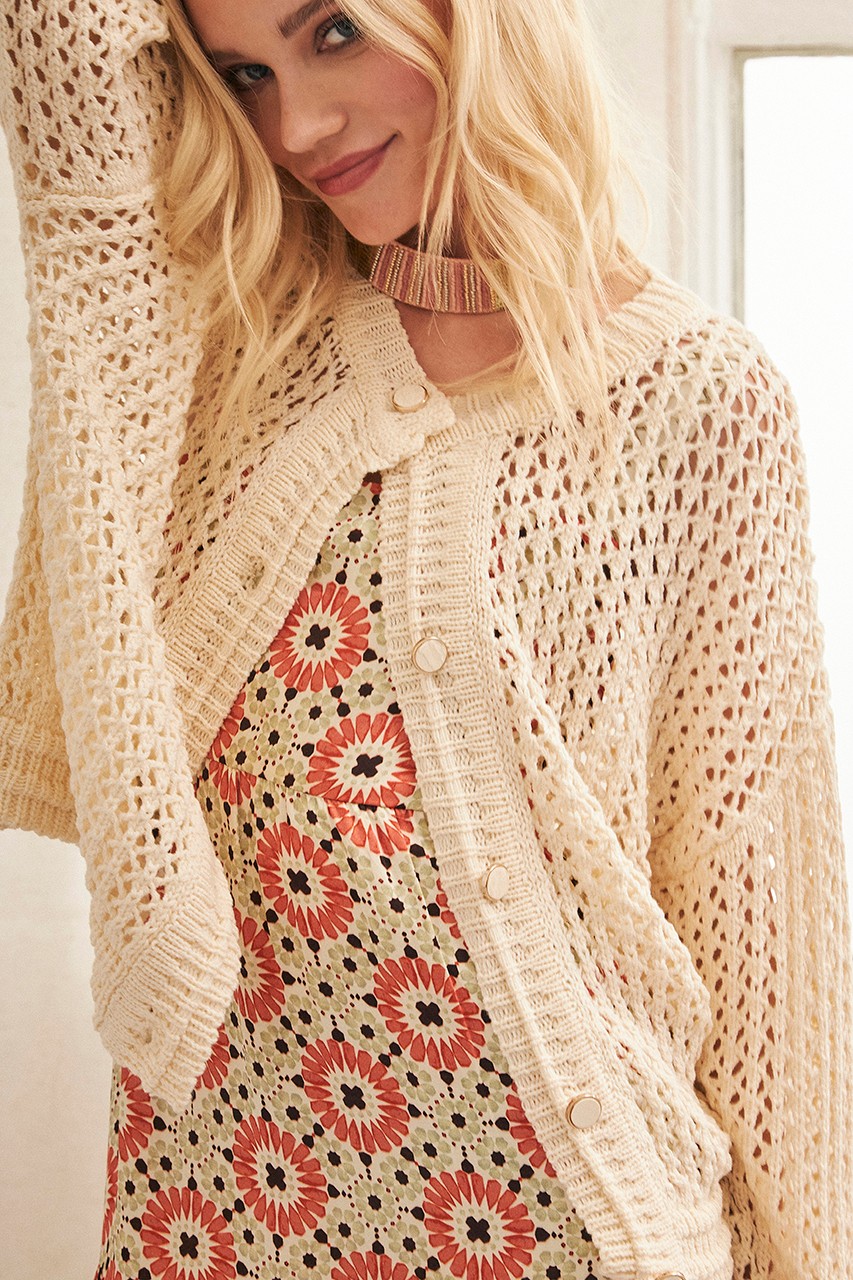BUTTONED KNIT JACKET 2