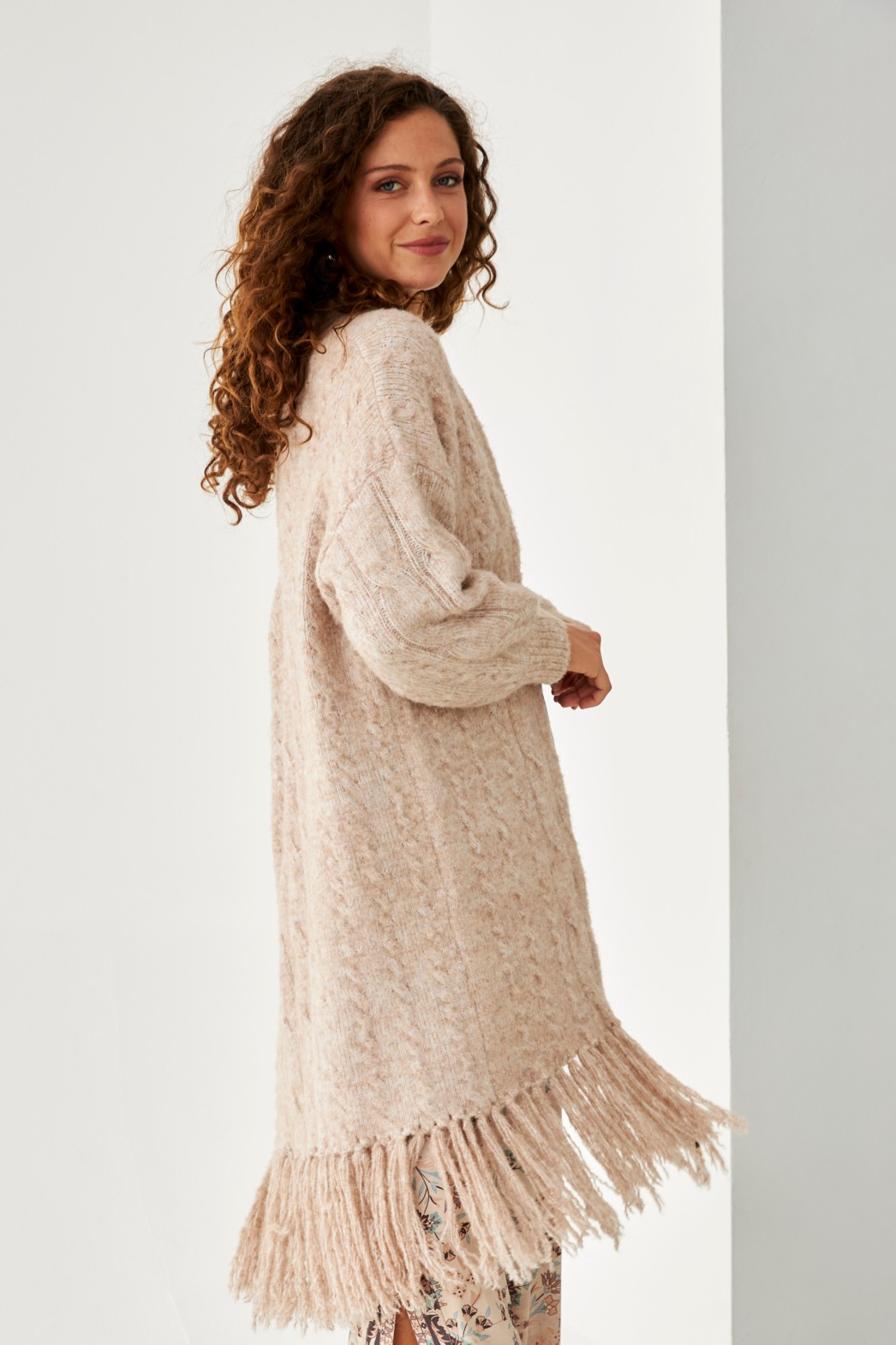 CARDIGAN WITH FRINGED FINISH 2