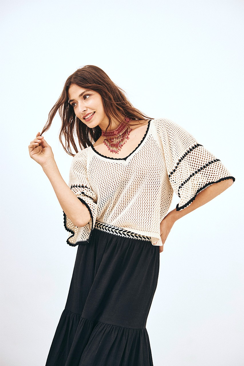 BICOLOR SHORT SLEEVED SWEATER 4