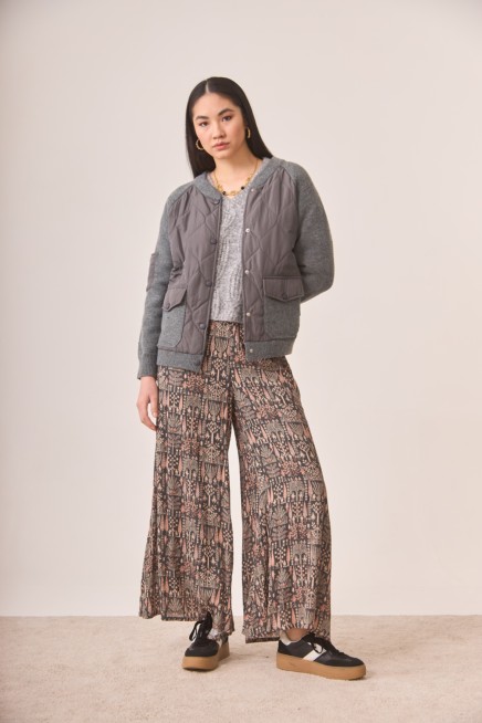 COMBINED KNITTED AND QUILTED BOMBER JACKET
