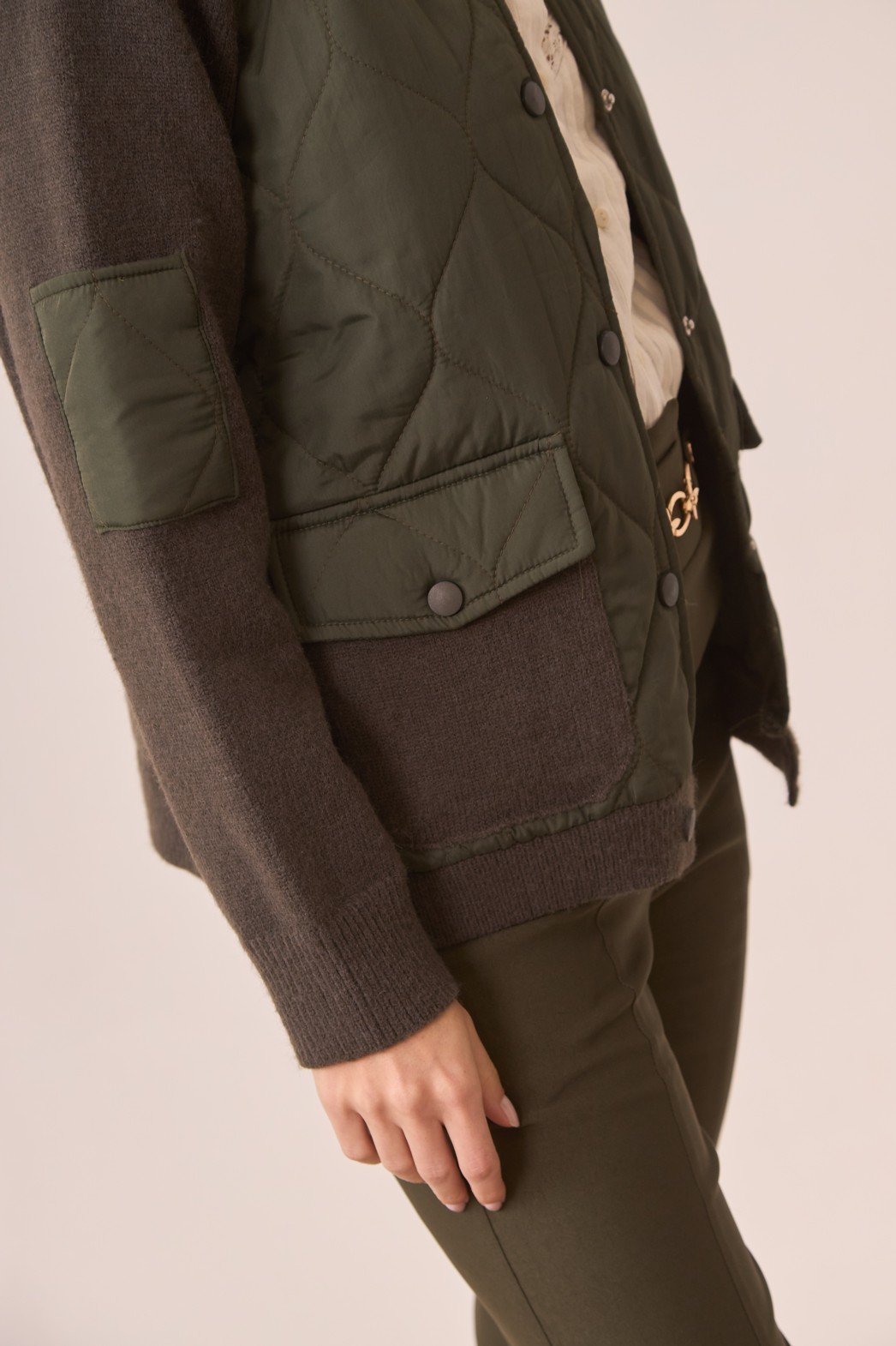 CHAQUETA COMBI DE PUNTO Y ACOLCHADO ESTILO BOMBER MAXI 3