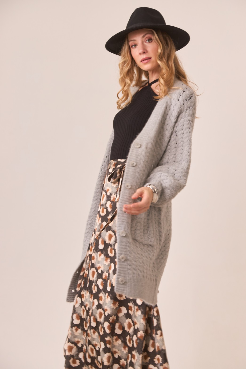 OVERSIZE CARDIGAN 1