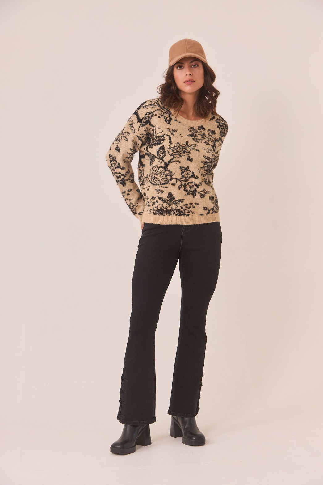 FLORAL JACQUARD SWEATER 1
