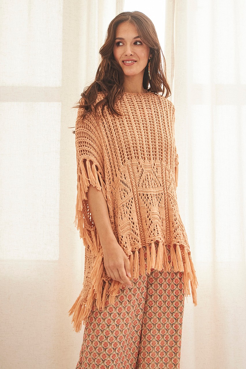 KNIT PONCHO WITH FRINGE 1