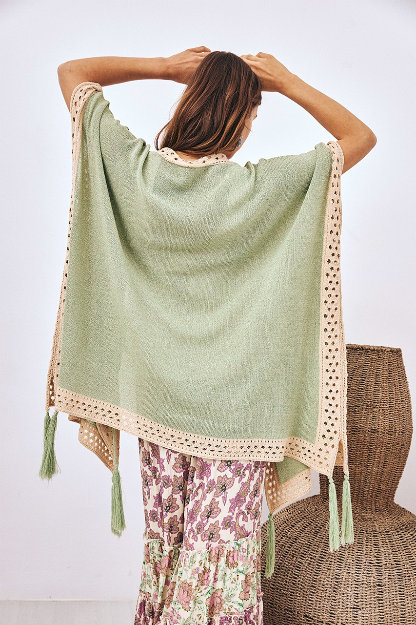 KIMONO LARGO CALADOS 2